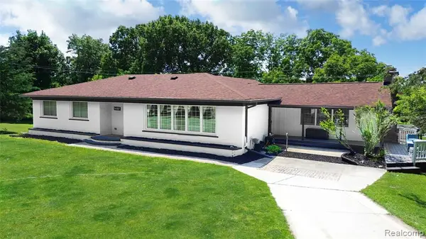 9497 Ellis, Clarkston, MI 48348