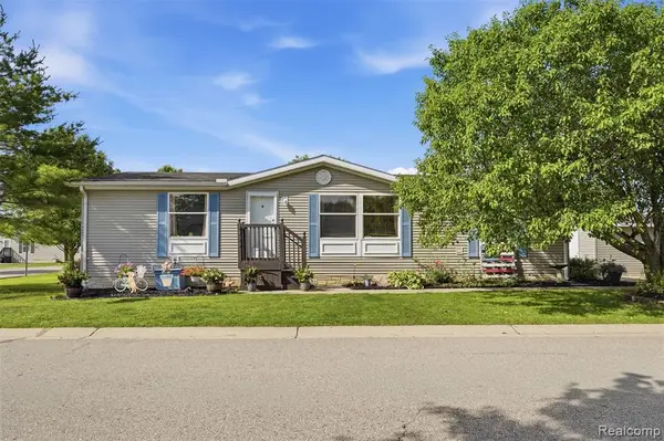 4729 Turtle Creek, Howell, MI 48843