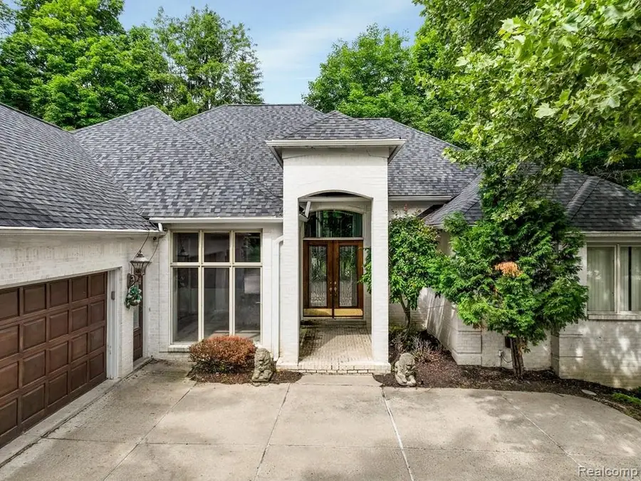 43564 Scenic, Northville, MI 48167 - #2