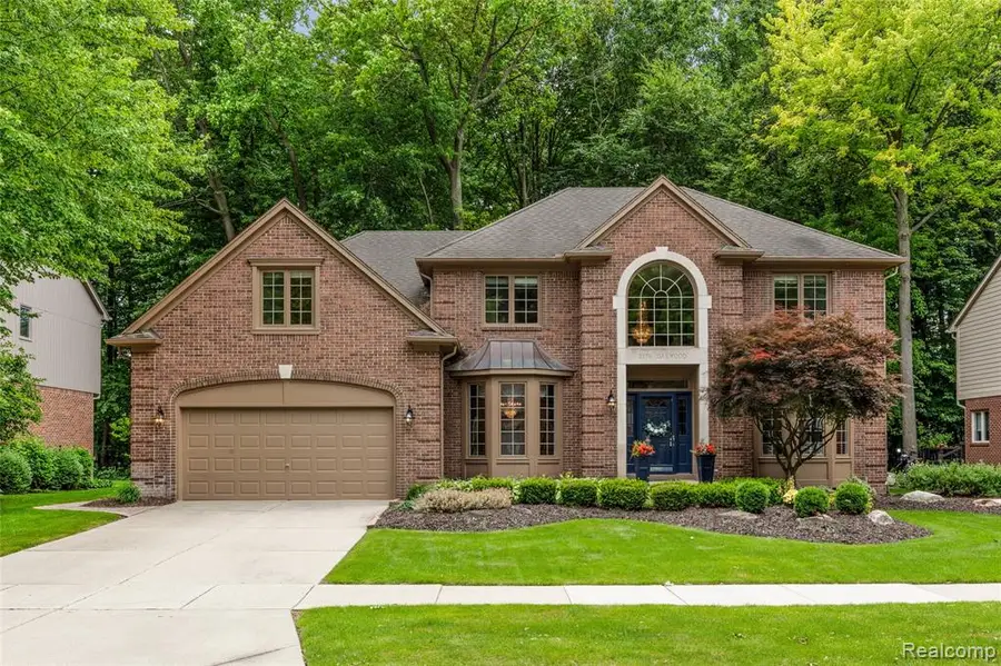2176 Oakwood, Troy, MI 48085 - #3