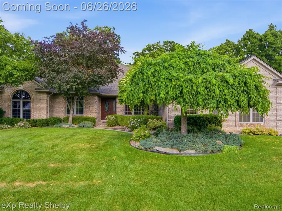 56432 Cromwell, Utica, MI 48316 - #2