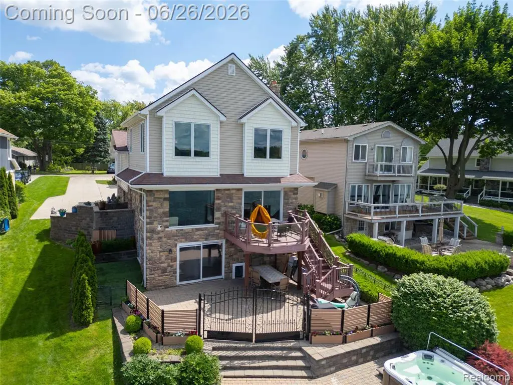 3160 Lexington, Waterford, MI 48328 - #1