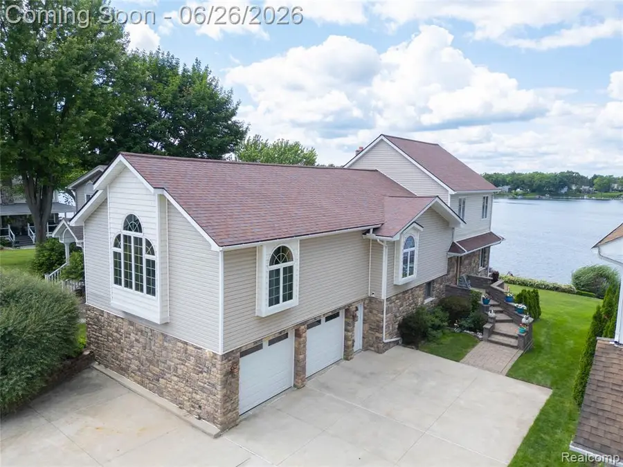 3160 Lexington, Waterford, MI 48328 - #3