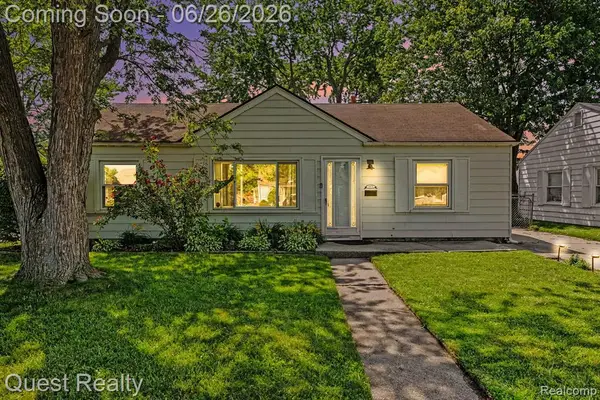 26215 Barnes, Roseville, MI 48066