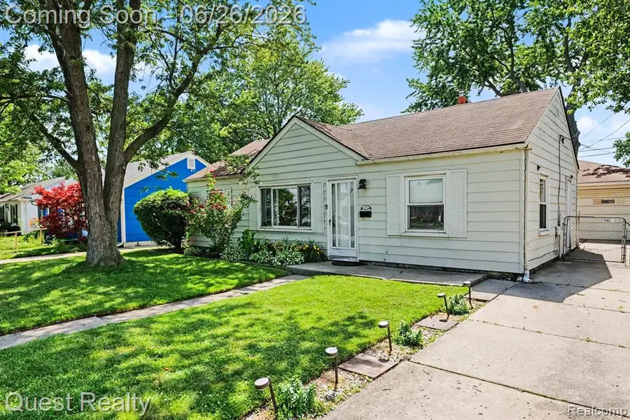 26215 Barnes, Roseville, MI 48066 - #3