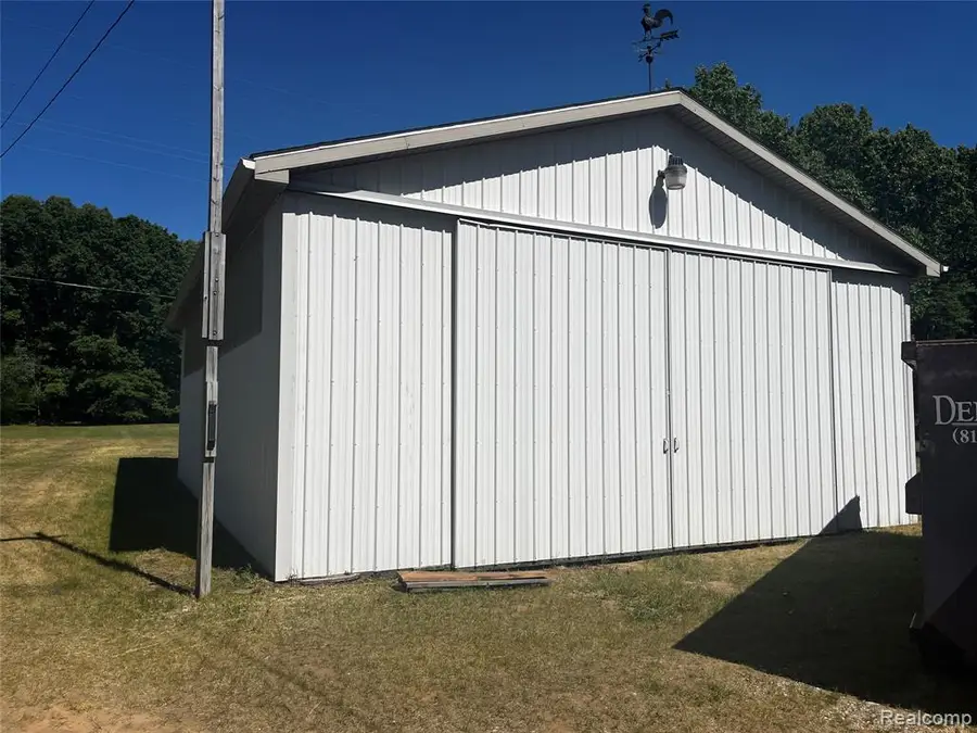 3594 N Lapeer, Lapeer, MI 48446 - #3