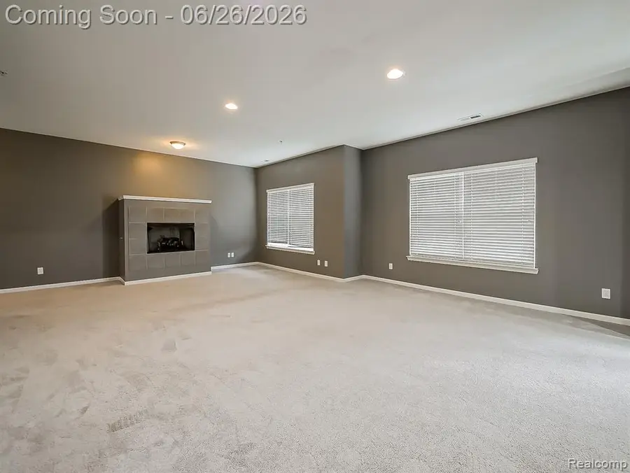 3231 Camden, Troy, MI 48084 - #3