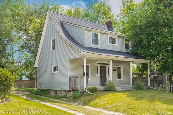 1924 Pinecrest, Ferndale, MI 48220
