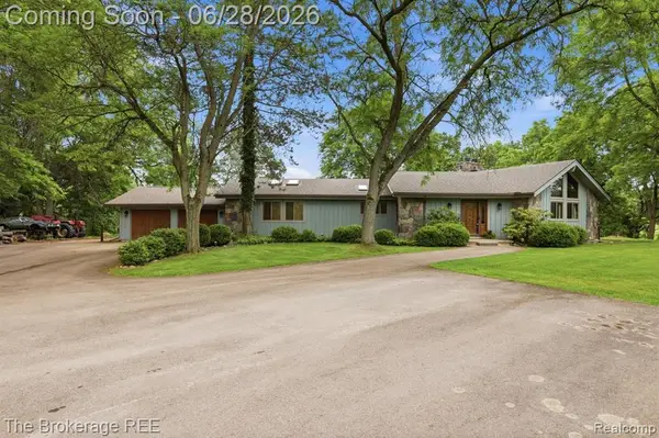8475 Knox, Clarkston, MI 48348