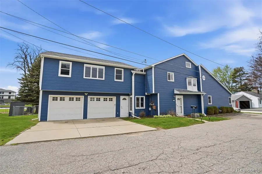 2299 Kingston, White Lake, MI 48386 - #3