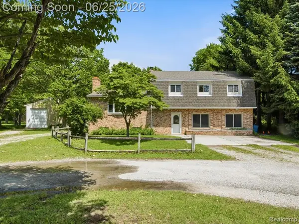 2861 Church, Columbus, MI 48063