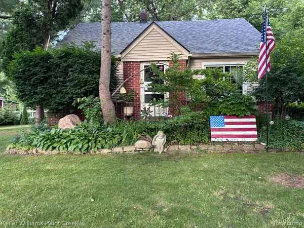 3265 Willet, Rochester Hills, MI 48309