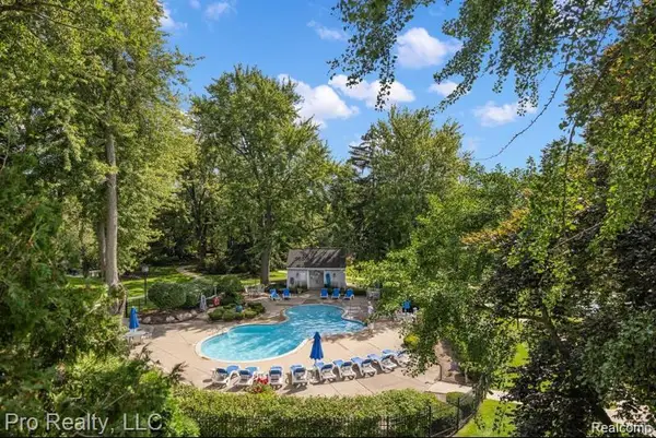 3559 Port Cove, Waterford, MI 48328