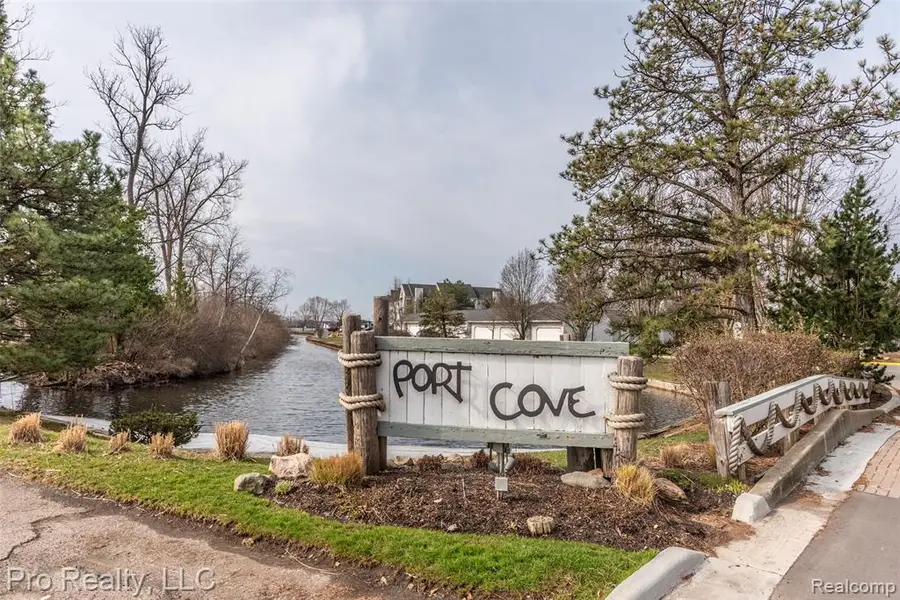 3559 Port Cove, Waterford, MI 48328 - #2