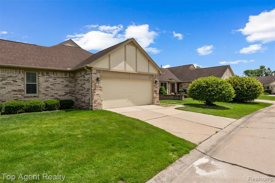 42618 Cassin, Clinton Township, MI 48038 - #3