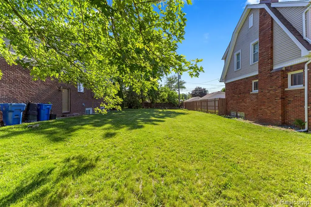 0000 Kingsbury, Dearborn Heights, MI 48127 - #1