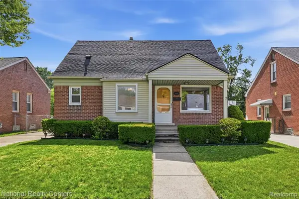 9951 Marion, Redford, MI 48239