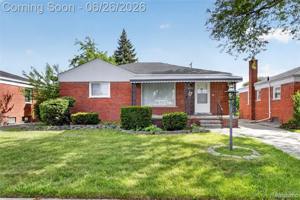 18270 Ash, Eastpointe, MI 48021 - #1
