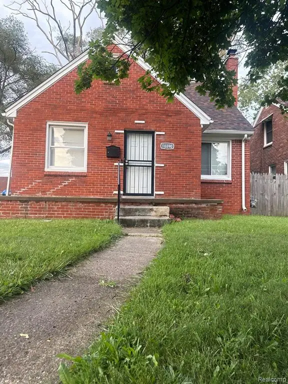 16890 Saint Marys, Detroit, MI 48235