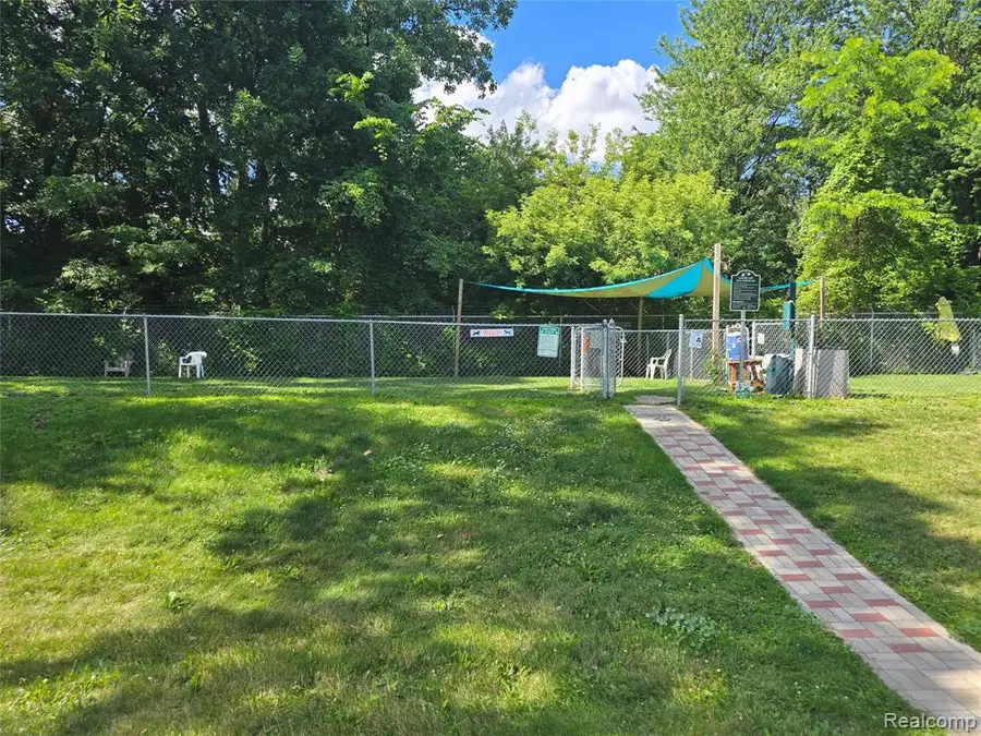 10001 Goodall, Durand, MI 48429 - #3