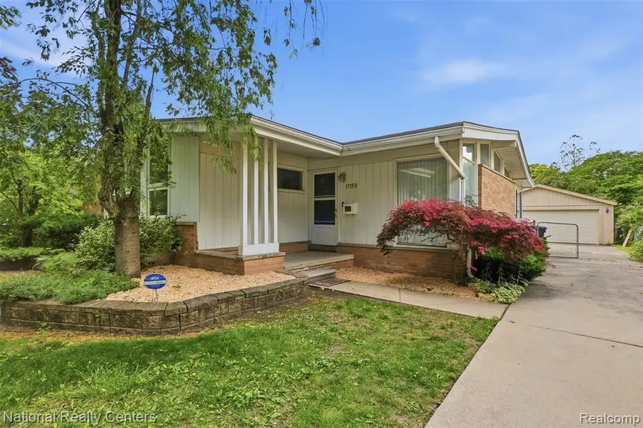 17159 Rougeway, Livonia, MI 48152 - #2