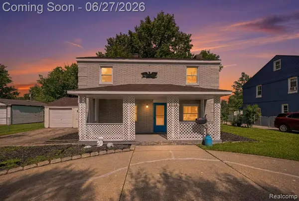 29156 Coolidge, Roseville, MI 48066