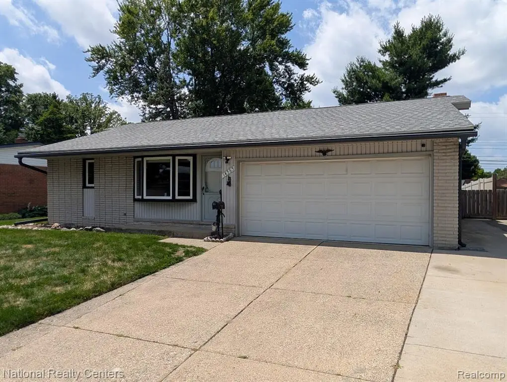 14585 Park, Livonia, MI 48154 - #1
