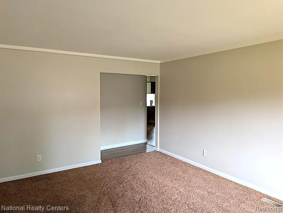 14585 Park, Livonia, MI 48154 - #3