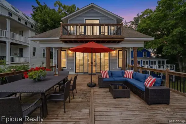 114 Bellevue, Lake Orion, MI 48362
