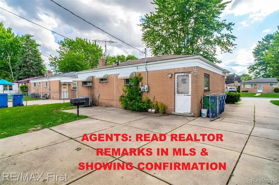 30144 Roan, Warren, MI 48093 - #3