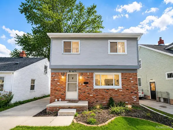 20471 Hollywood, Harper Woods, MI 48225