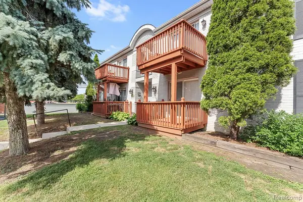 1714 Fort, Trenton, MI 48183