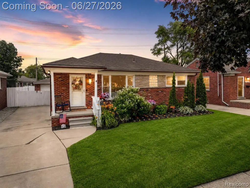 20304 California, Saint Clair Shores, MI 48080 - #1