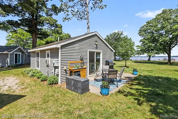 80 Locust, Cadillac, MI 49601