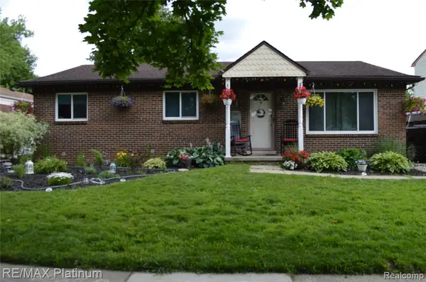 42079 Edenbrooke, Canton, MI 48187