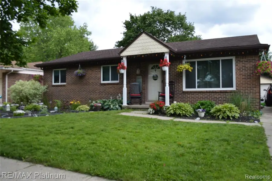 42079 Edenbrooke, Canton, MI 48187 - #2