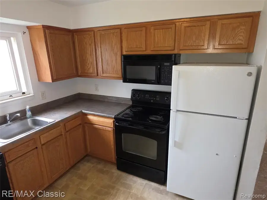 1101 Tienken #206, Rochester Hills, MI 48306 - #3