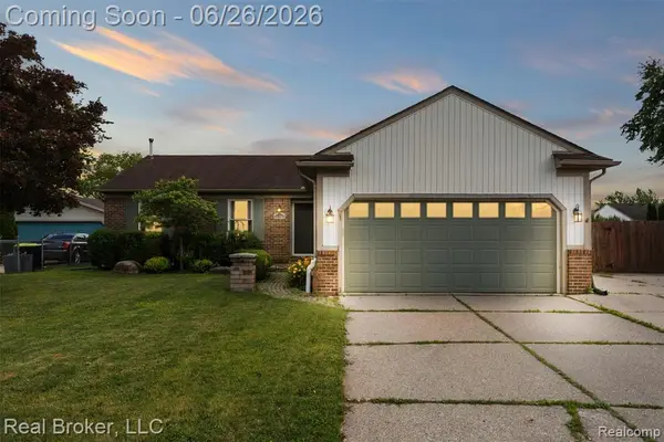 16380 Sudbury, Macomb, MI 48044