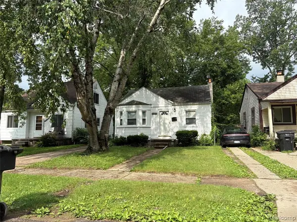19905 Salem, Detroit, MI 48219