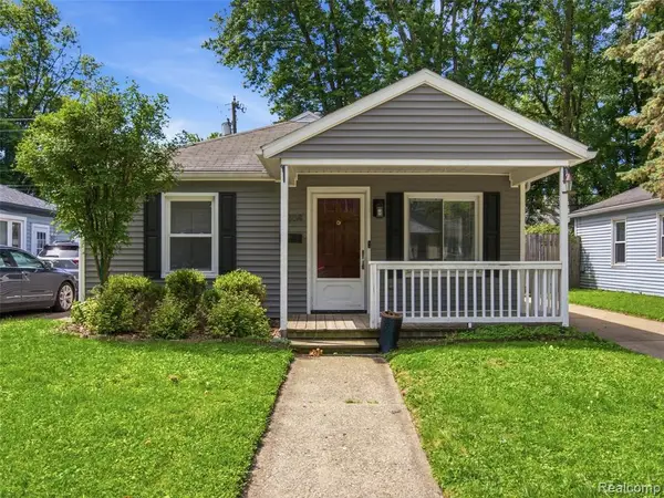2204 Brockton, Royal Oak, MI 48067