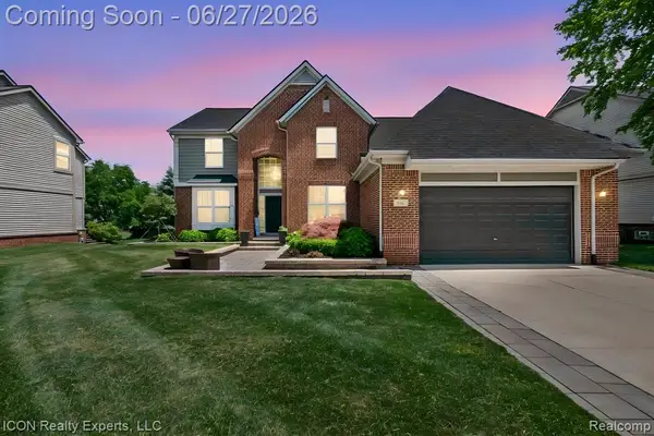 884 Grandview, Commerce Twp, MI 48390