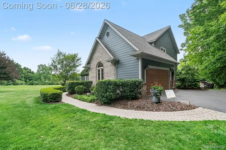 9230 Kelly Lake, Clarkston, MI 48348 - #2