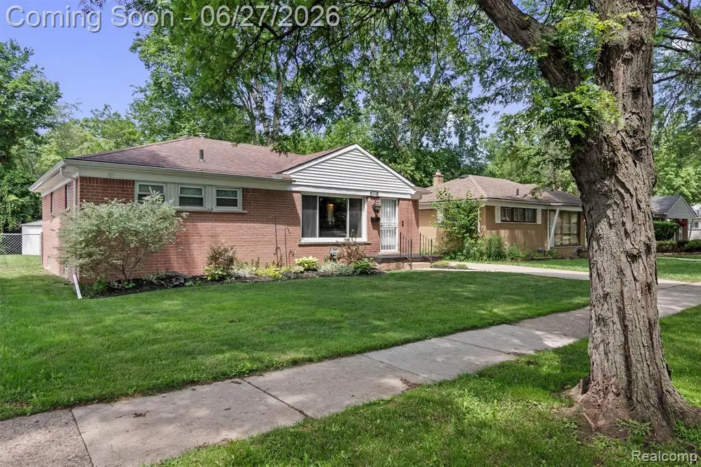 21641 Sussex, Oak Park, MI 48237 - #1