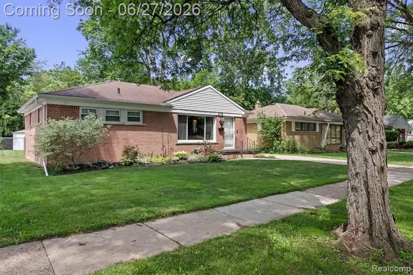 21641 Sussex, Oak Park, MI 48237