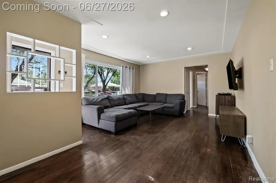 21641 Sussex, Oak Park, MI 48237 - #3