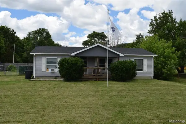 2140 S Dye, Flint, MI 48532