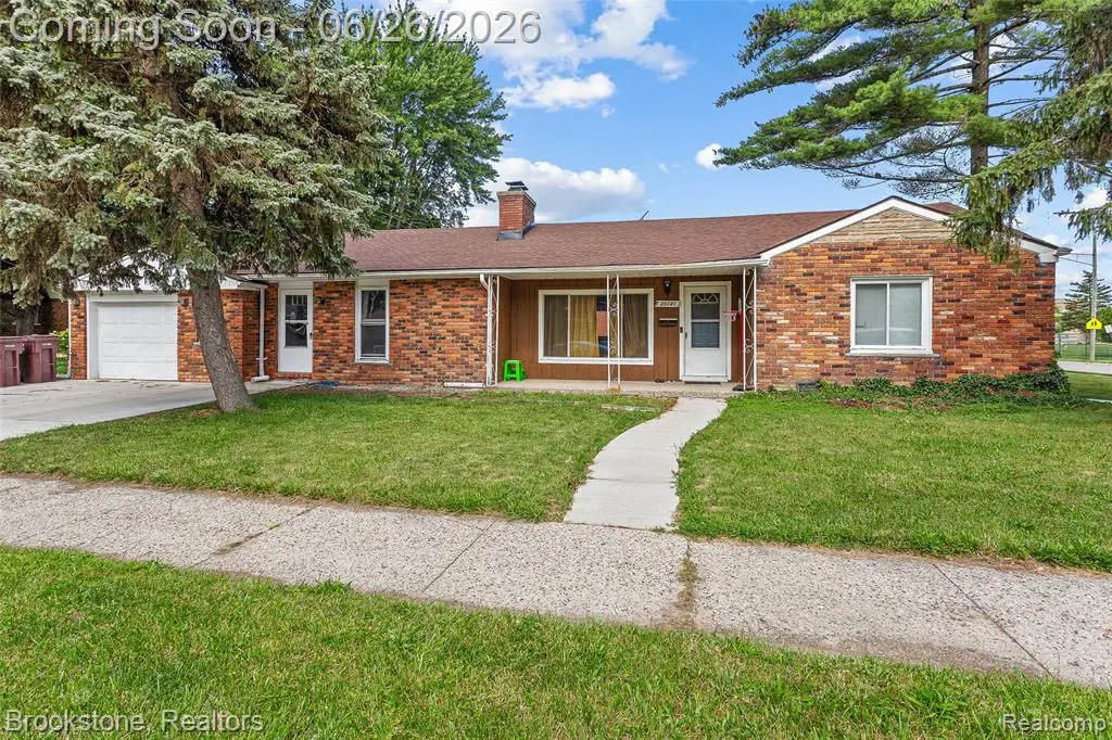 25141 Burt, Center Line, MI 48015 - #1