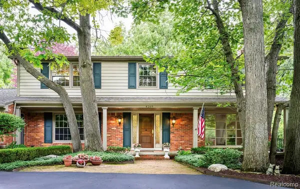 4269 N Willoway Estates, Bloomfield Hills, MI 48302