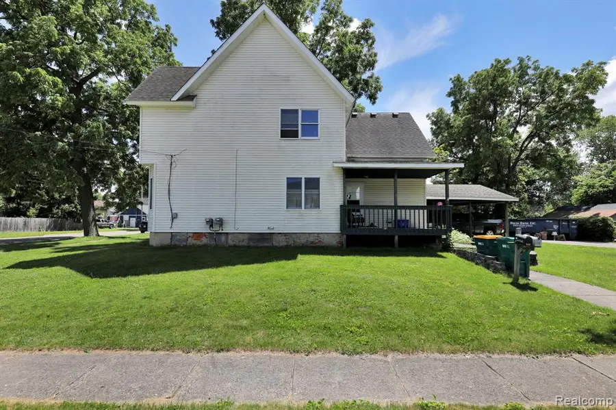 105 N Scougle, Durand, MI 48429 - #3