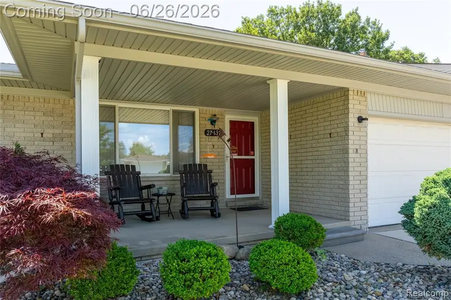 27131 Evelyn, Trenton, MI 48183 - #3